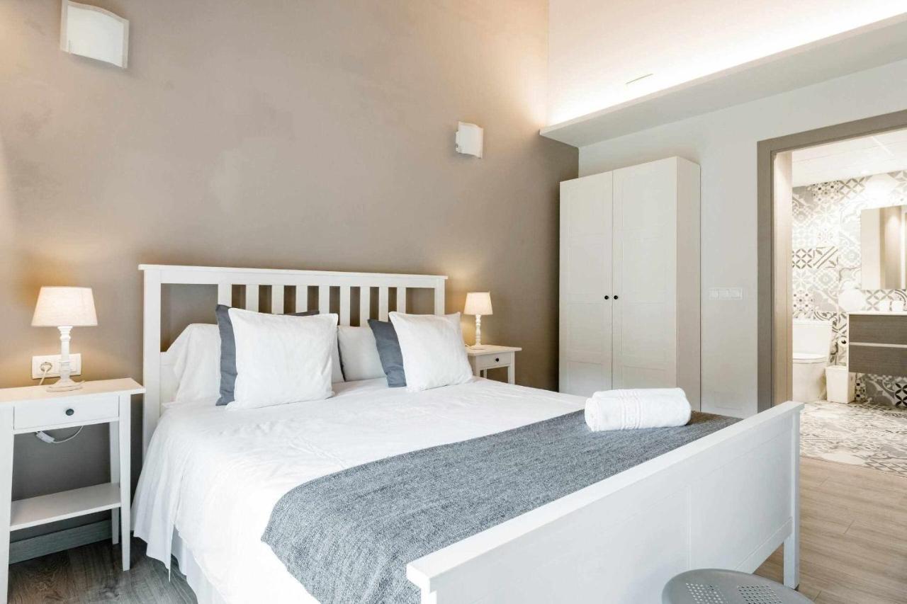 Revitalized Apartment In Historical Building Gérone Extérieur photo